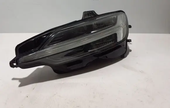 Volvo V60 Headlight/headlamp 32338001