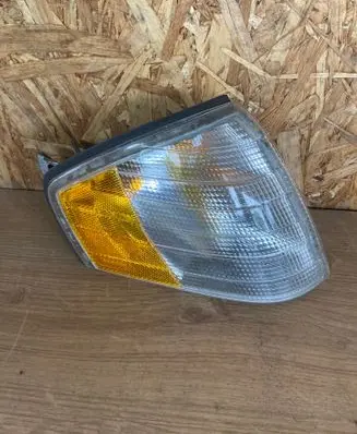 Mercedes-Benz SL R129 Front indicator light 1315106913 1298260843