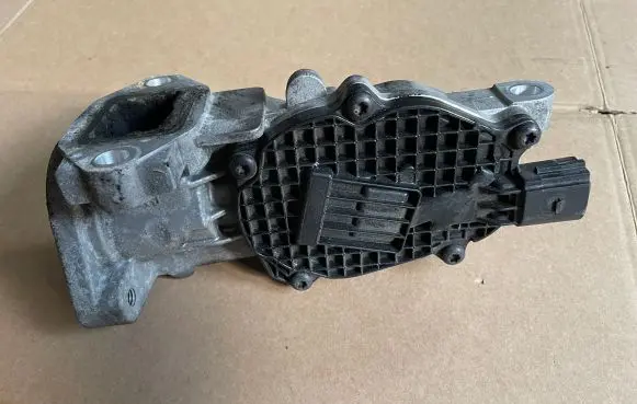 Opel Mokka EGR valve 55581958