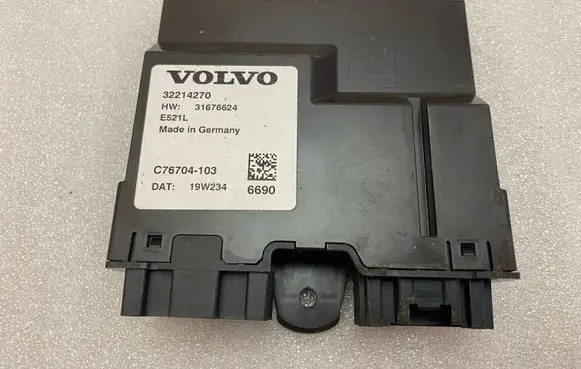 Volvo XC60 Tailgate/trunk control unit/module 32214270 31676624