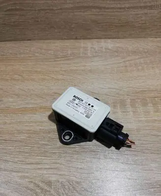 Audi A4 S4 B8 8K ESP acceleration yaw rate sensor 8K0907637A 0265005667