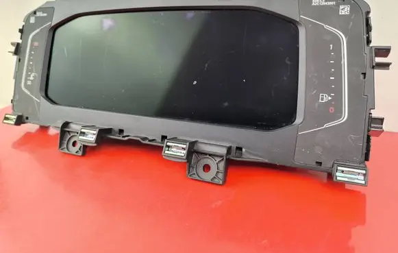 Speedometer (instrument cluster)