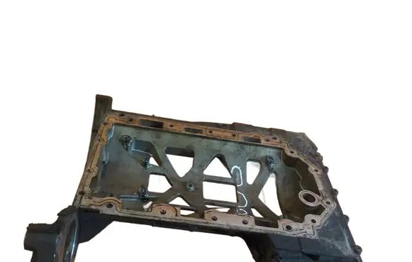 Jaguar XF X250 Oil sump 4R8Q6U004EC