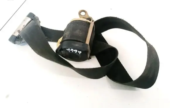 Toyota Corolla Verso E121 Rear seatbelt 