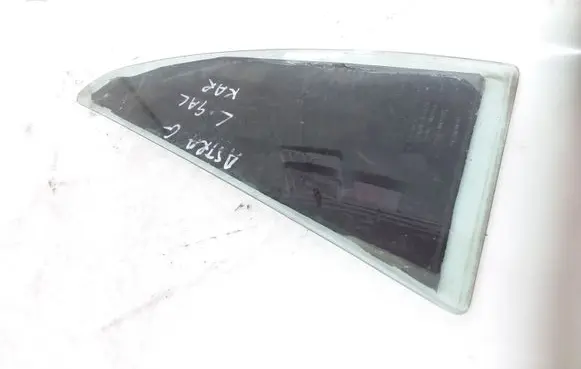 Rear vent window glass