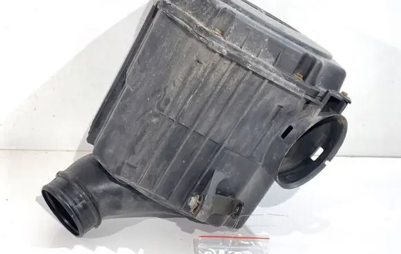 Alfa Romeo 159 Air filter box 51785518