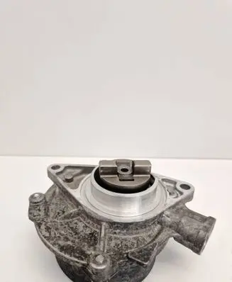 Peugeot 308 Vacuum pump 7014900502 8131A0575