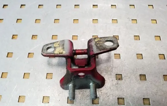 Mitsubishi ASX Rear door upper hinge