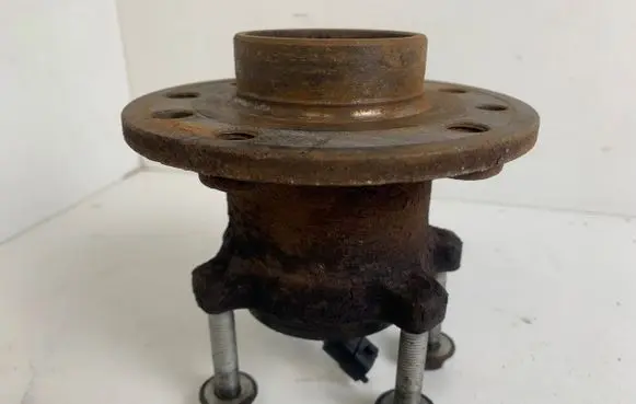 Saab 9-3 Ver2 Rear wheel bearing hub 24421906 93170611