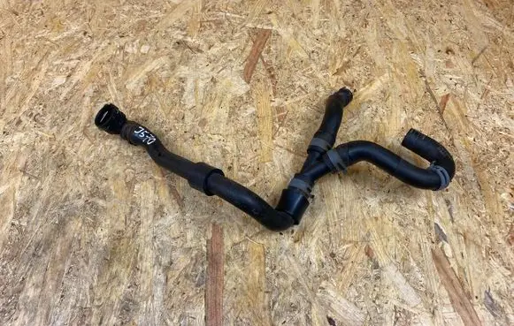 Volkswagen PASSAT B8 Engine coolant pipe/hose 5Q0122051BD