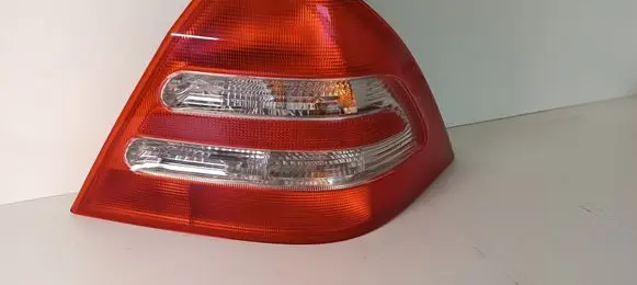 Mercedes-Benz C W203 Rear/tail lights 2038200264R