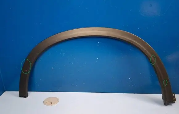 Suzuki Vitara (LY) Rear arch trim 7725154P0