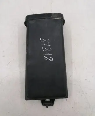 BMW 7 E65 E66 Air filter box cover 63318379957