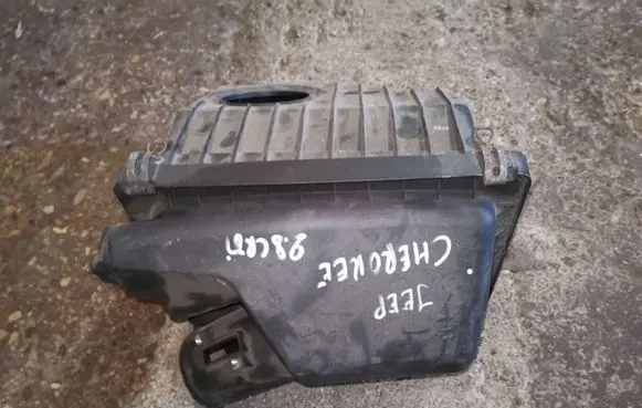 Jeep Cherokee Air filter box