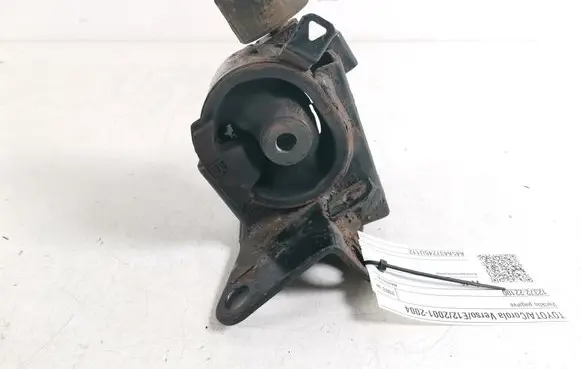 Toyota Corolla Verso E121 Engine mount bracket 12372-22100