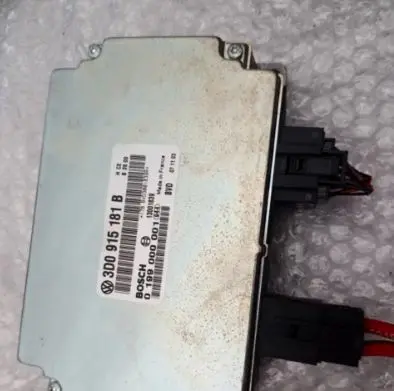Volkswagen Phaeton Battery control module 3D0915181B