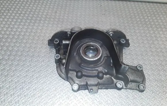 Opel Insignia A Oil pump 55581829