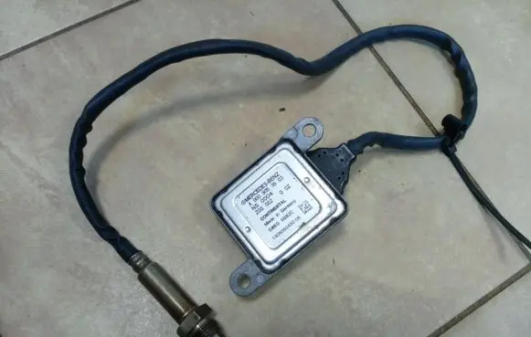 Mercedes-Benz B W246 W242 Lambda probe sensor 0009053503 NE63828