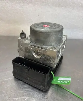 Volkswagen e-Golf Master brake cylinder