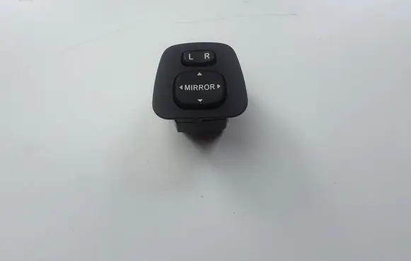 Toyota Aygo AB40 Wing mirror switch 183574