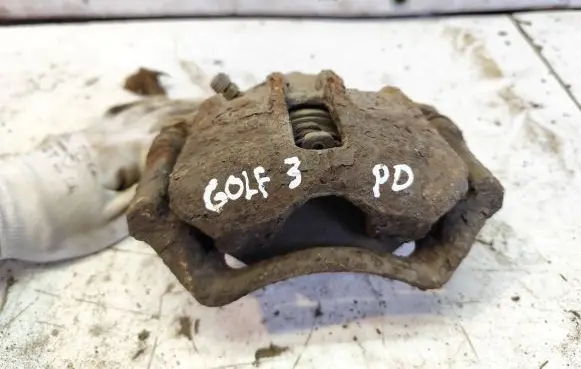Volkswagen Golf III Front brake caliper
