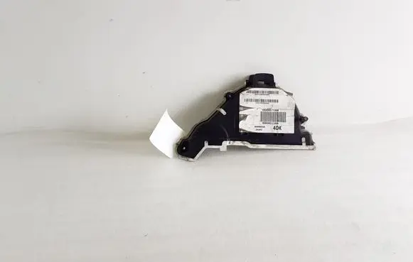 Opel Vivaro Timing belt guard (cover) 9830662580 9824675280