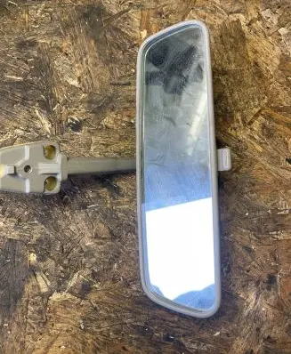 Nissan X-Trail T30 Rear view mirror (interior)
