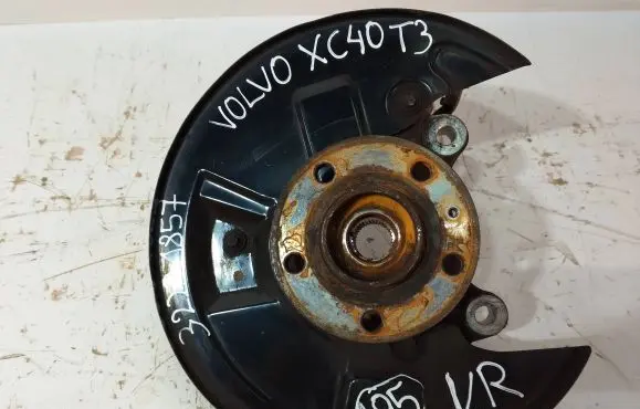 Volvo XC40 Front wheel hub spindle knuckle 32221857