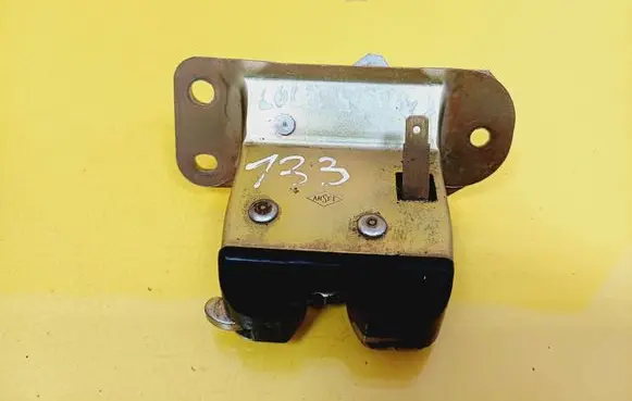 Mitsubishi Colt Tailgate/trunk/boot lock/catch/latch