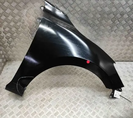 Mazda 2 Fender D09H52111