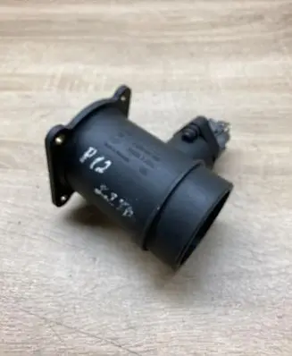 Nissan Primera Mass air flow meter 226807J600