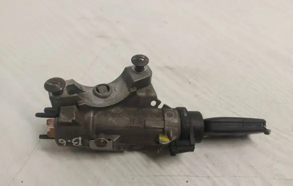 Audi A4 S4 B6 8E 8H Ignition lock 4B0905851G