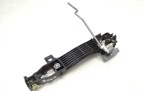 Mazda 6 Front door exterior handle/bracket 