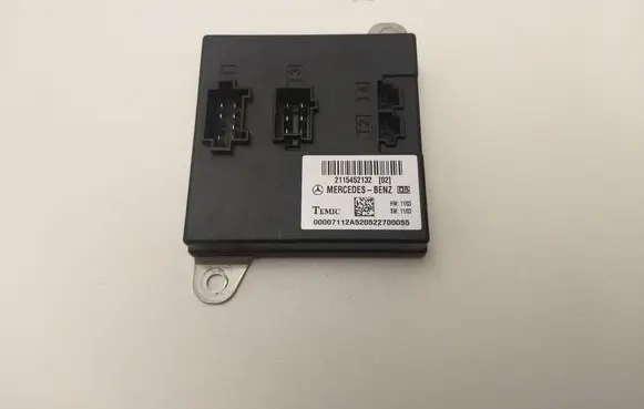 Mercedes-Benz E W211 Comfort/convenience module 2115452132