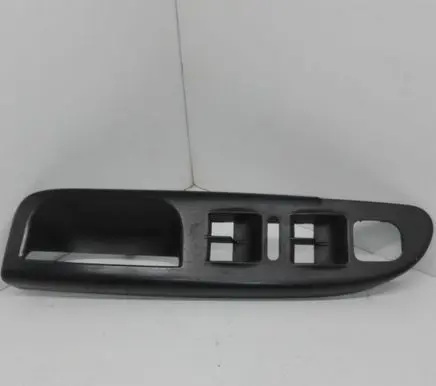 Volkswagen PASSAT B6 Front door window switch trim 3C1867171B