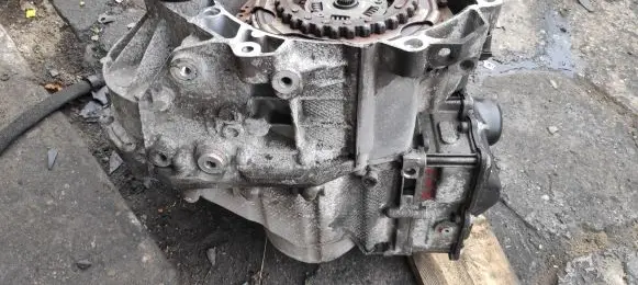 Volkswagen PASSAT B8 Manual 5 speed gearbox PKC
