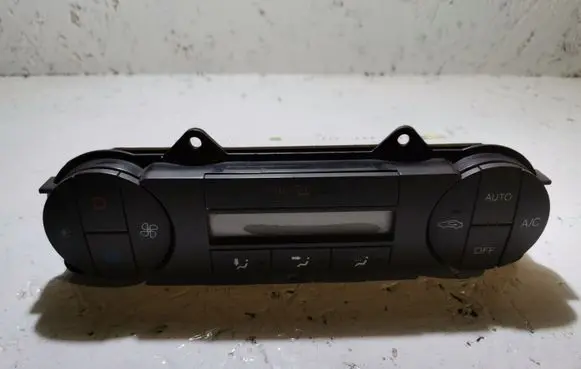 Ford Mondeo Mk III Climate control unit 3S7T18C612AF