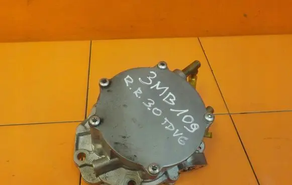 Land Rover Range Rover L405 Vacuum pump 704483130
