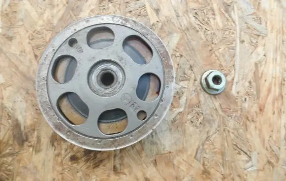 Camshaft pulley/ VANOS