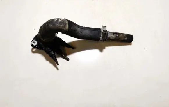 Volkswagen PASSAT B4 Engine coolant pipe/hose