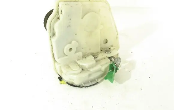 Mazda 2 Front door lock Array
