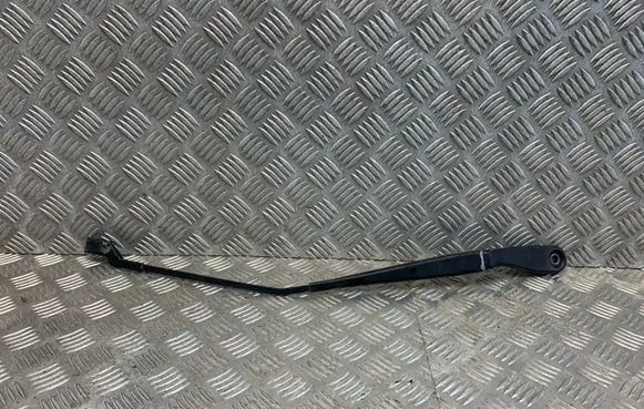 Volvo XC90 Front wiper blade arm 8623160