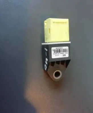 Hyundai i40 Airbag deployment crash/impact sensor 959200U000 8WW387S 8WX238ZS
