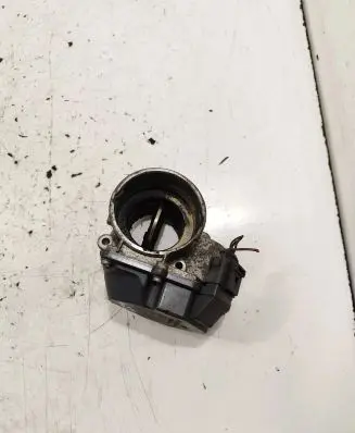 Volkswagen Golf Cross Throttle valve 03g128063