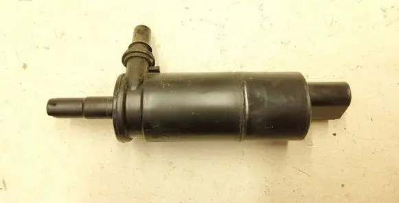 Skoda Fabia Mk3 (NJ) Headlight washer pump 6R0955681