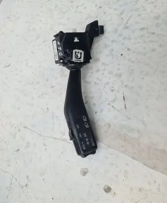 Volkswagen Golf V Indicator stalk ANP80H013C 0000109D
