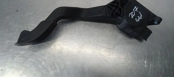 Peugeot 207 Accelerator throttle pedal 9680756880