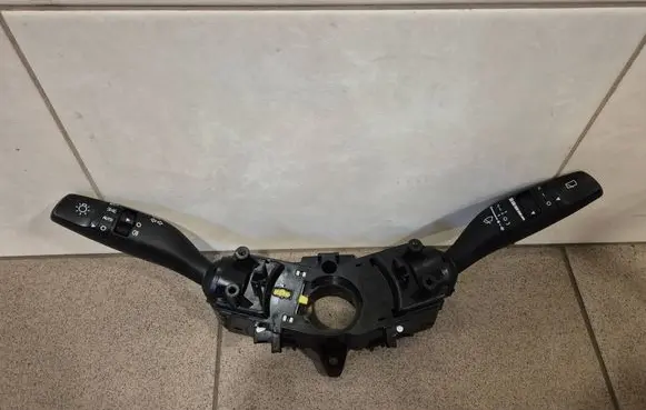 KIA Ceed Indicator stalk 93404J7850