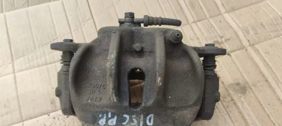 Land Rover Discovery 4 - LR4 Front brake caliper AH422B294AA LR015569 LR020369