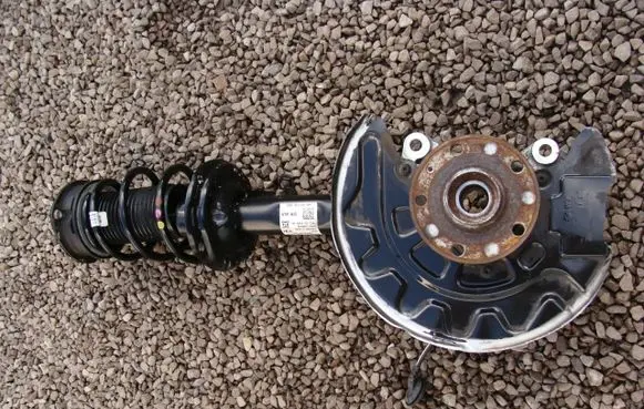 Volkswagen PASSAT B8 Front shock absorber/damper 5Q0407257A